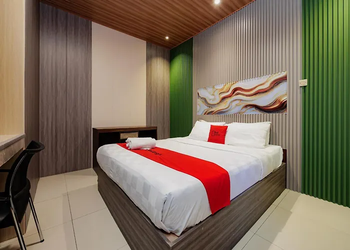 RedDoorz near Exit Toll Bogor Hotel